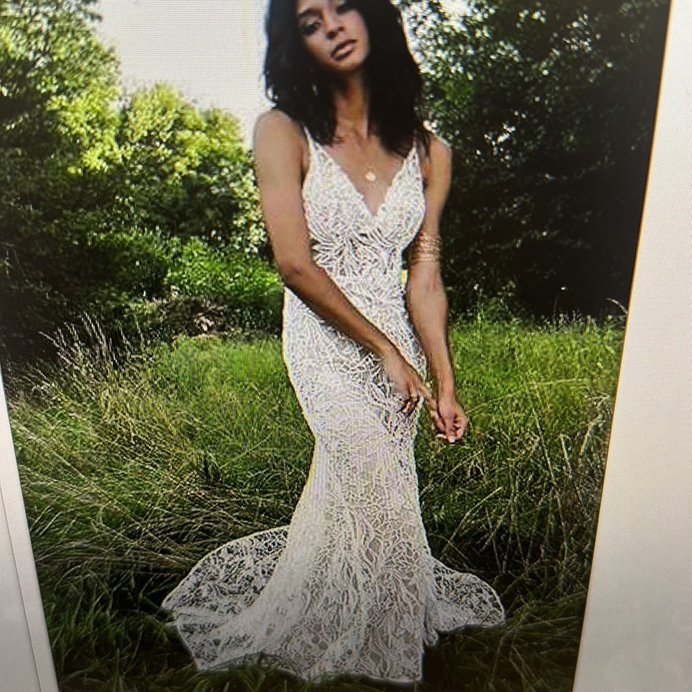 Bridal gown - Bodhi by all who wander msrp $1975, ivory/latte, bridal size 10